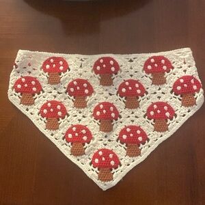 Mushroom crotchet head scarf nwt